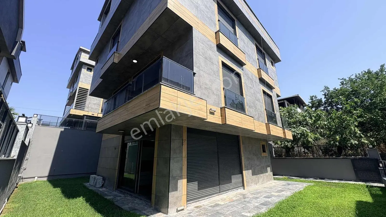 Beylikdüzü Sahile 1 Dk Mesafede Müstakil Kiralık Villa